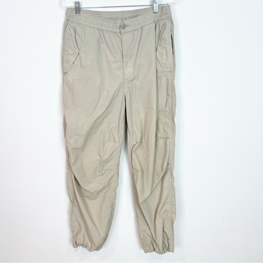 UNIQLO PARACHUTE PANTS KHAKI TAN ELASTIC WAIST CINCH HEM PANTS MENS SZ 30-33”